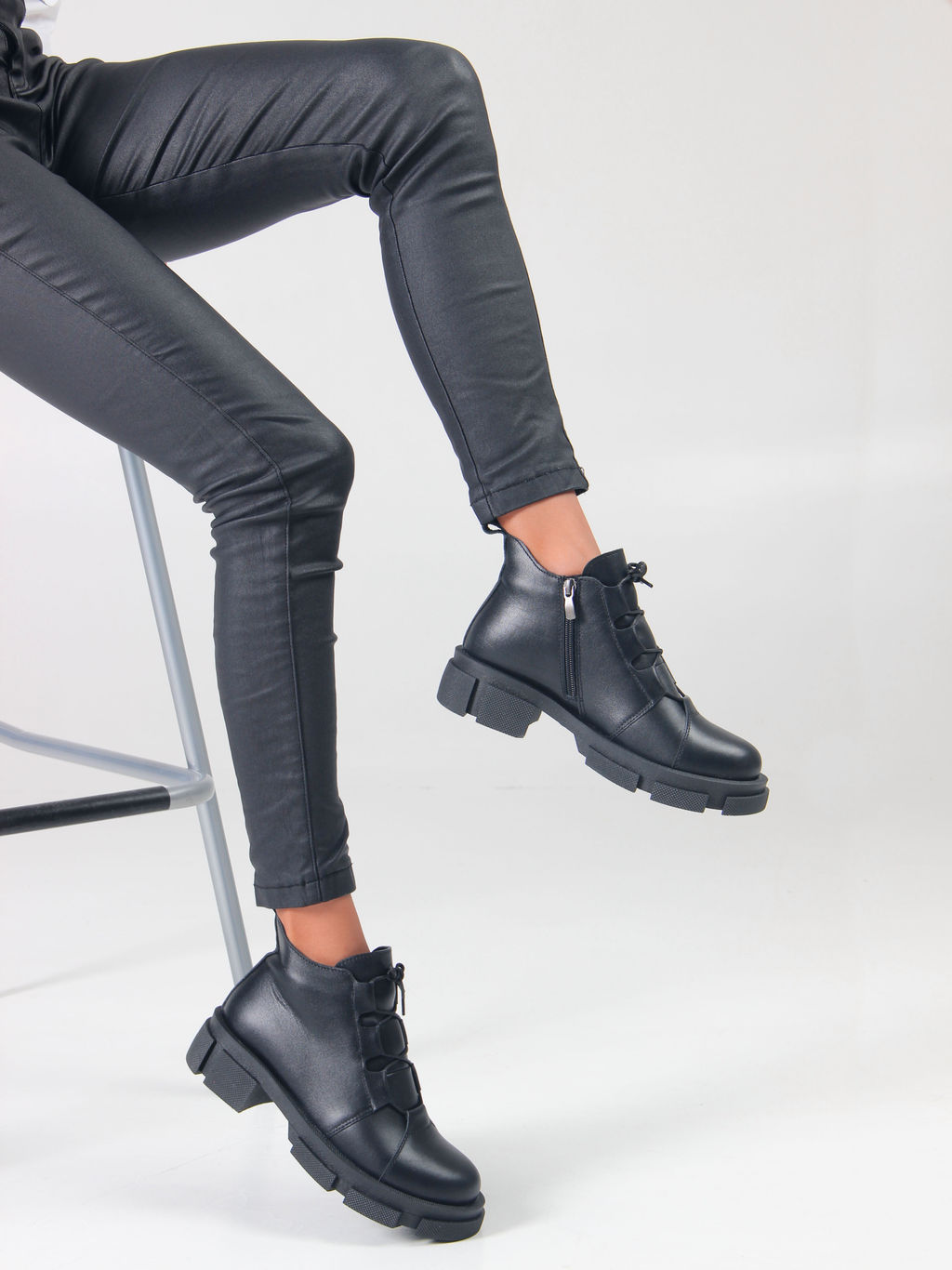 Ботинки 218.21074bl. черный/Мех