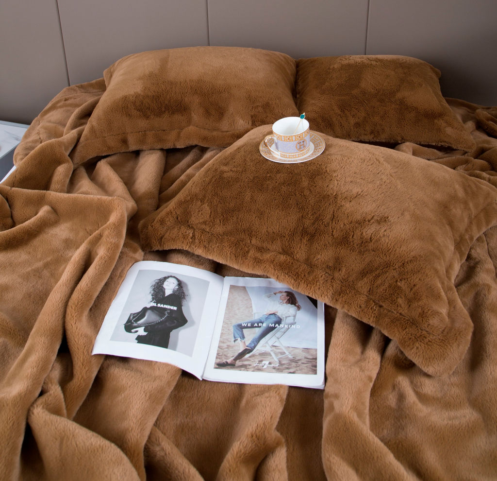 Покрывало декоративное Rabbit (охра) 220х240 - Kazanov.a. фото 4