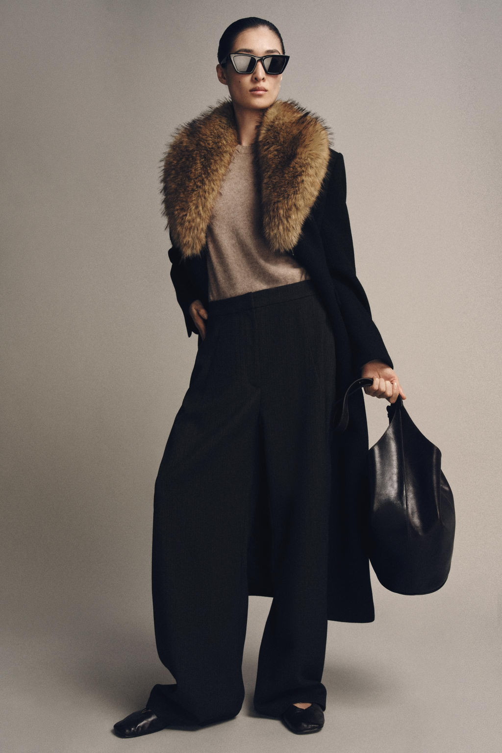 WOOL COAT WITH FAUX FUR COLLAR ZW COLLECTION - Zara фото 2