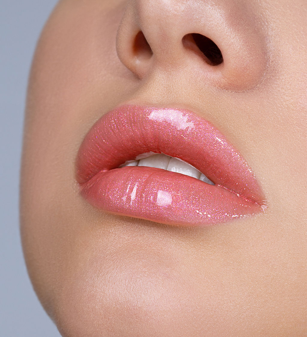 LuxVisage Блеск для губ Glass Shine тон 26 - Golden rose фото 2