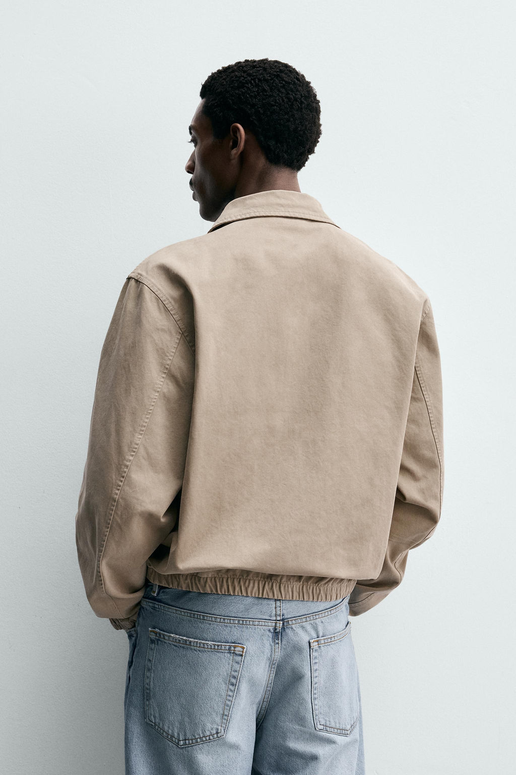 CAZADORA REGULAR FIT ALGOD?N LAVADO / Arena - Zara фото 3