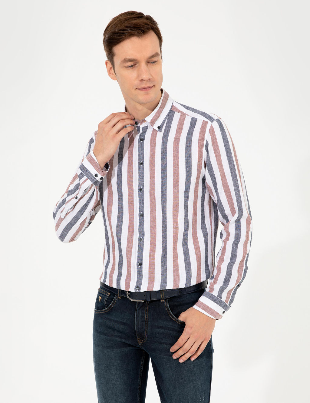 Рубашка узкого кроя с длинным рукавом из смесового льна темно-синего цвета - Cacharel фото 8