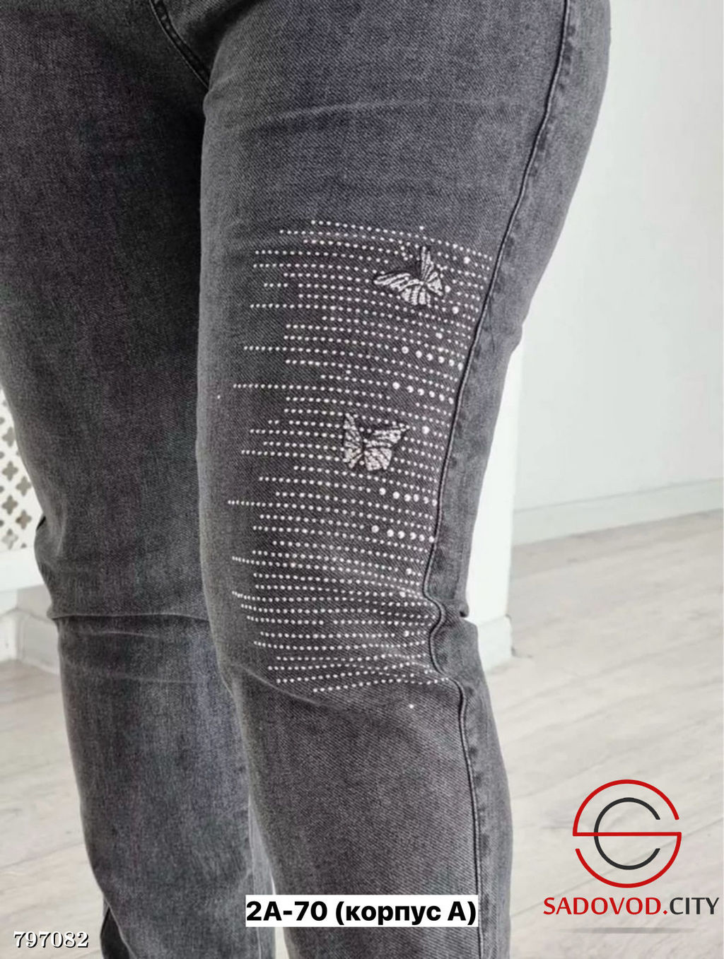 Джинсы женские со стразами - Bruno фото 2