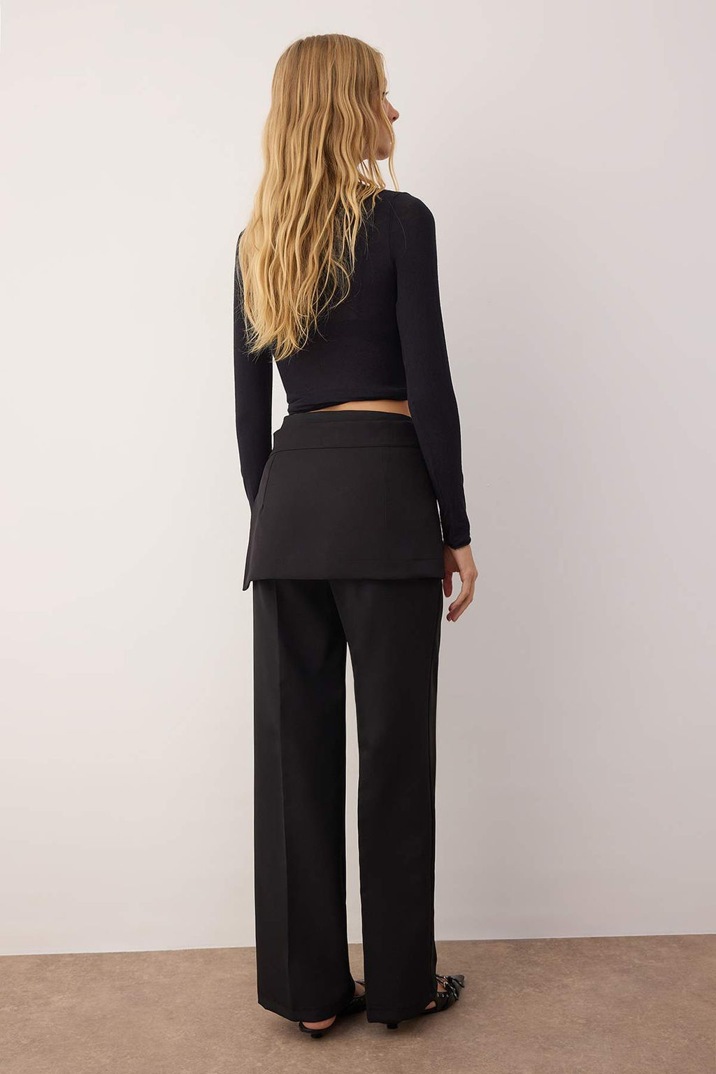 Siyah C?kar?labilir Etek Detayl? Wide Leg/Genis Paca Pantolon TWOAW26PL00053 - Trendyolmilla фото 4