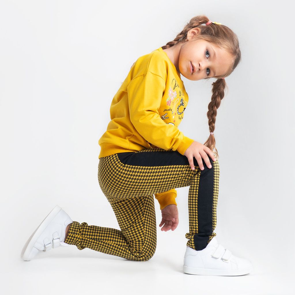 CRB wear/CWKG 90056-30-290 Комплект для девочки (джемпер, брюки), желтый-черный/Ex.Cherubino  фото 2