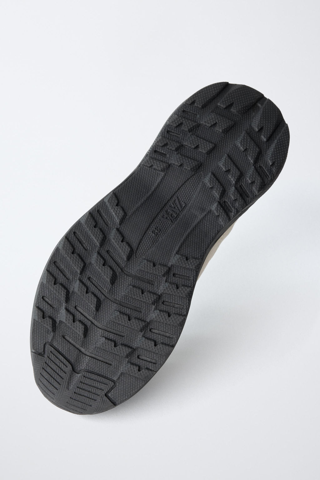 TECHNICAL TRAINERS - Zara фото 9