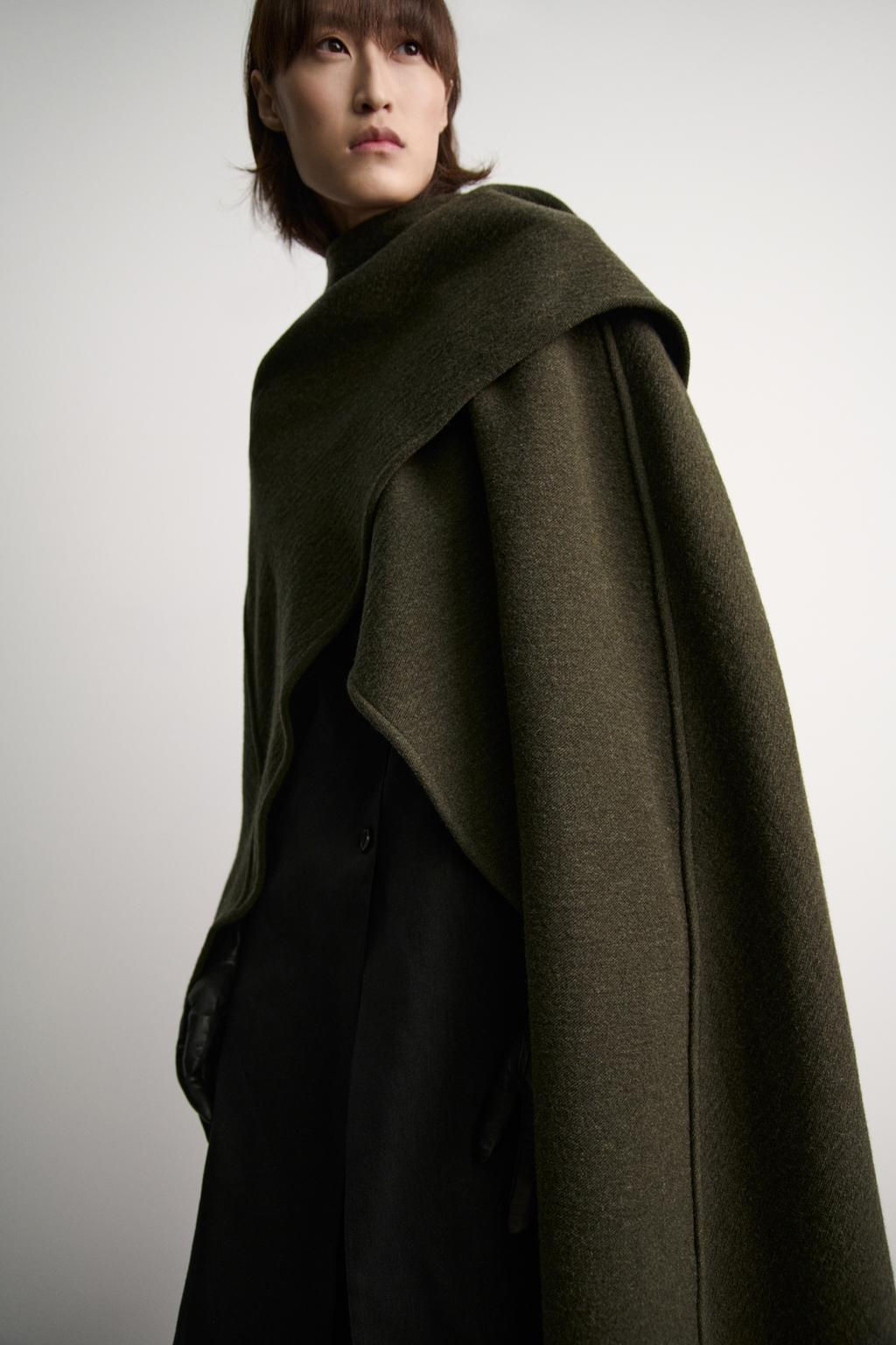 ASYMMETRIC WOOL BLEND CAPE ZW COLLECTION - Zara фото 5