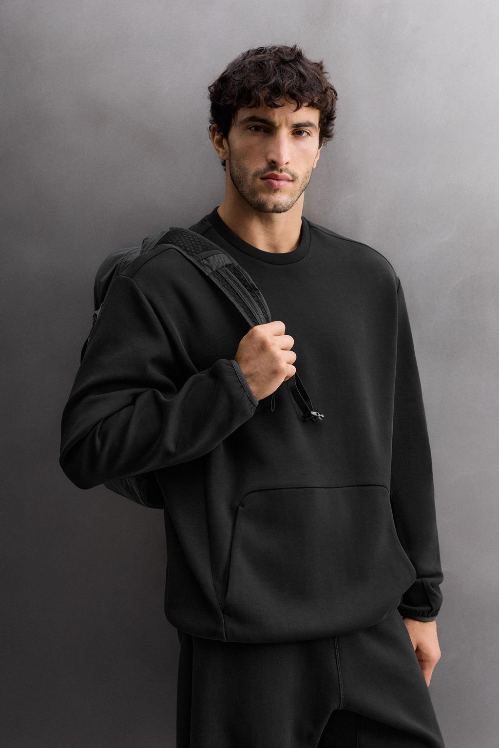 TECHNICAL CREW NECK SWEATSHIRT - Zara фото 5