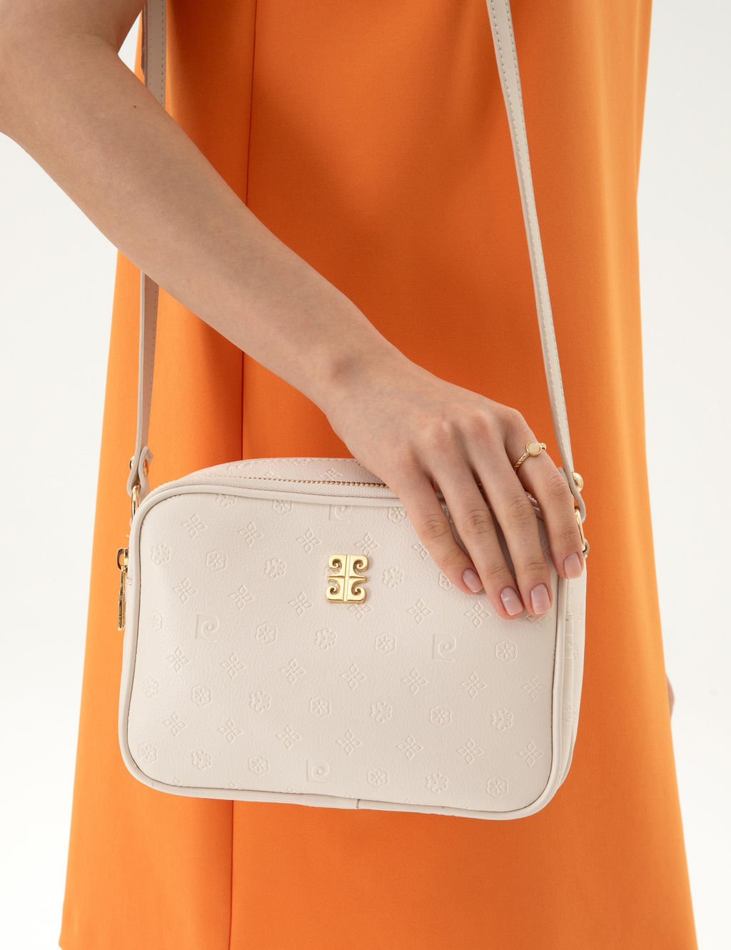 Ecru _apraz _anta - Pierre cardin фото 2