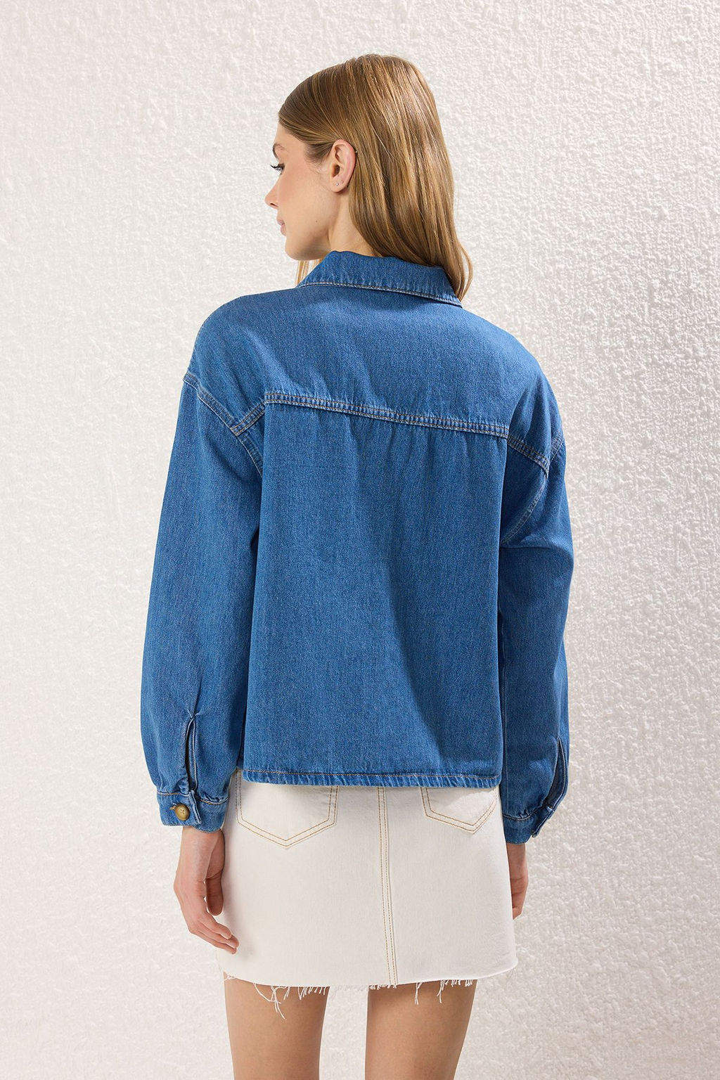 Mavi Cep Detayl? Gomlek Yaka Oversize Denim Ceket TWOSS25CE00050