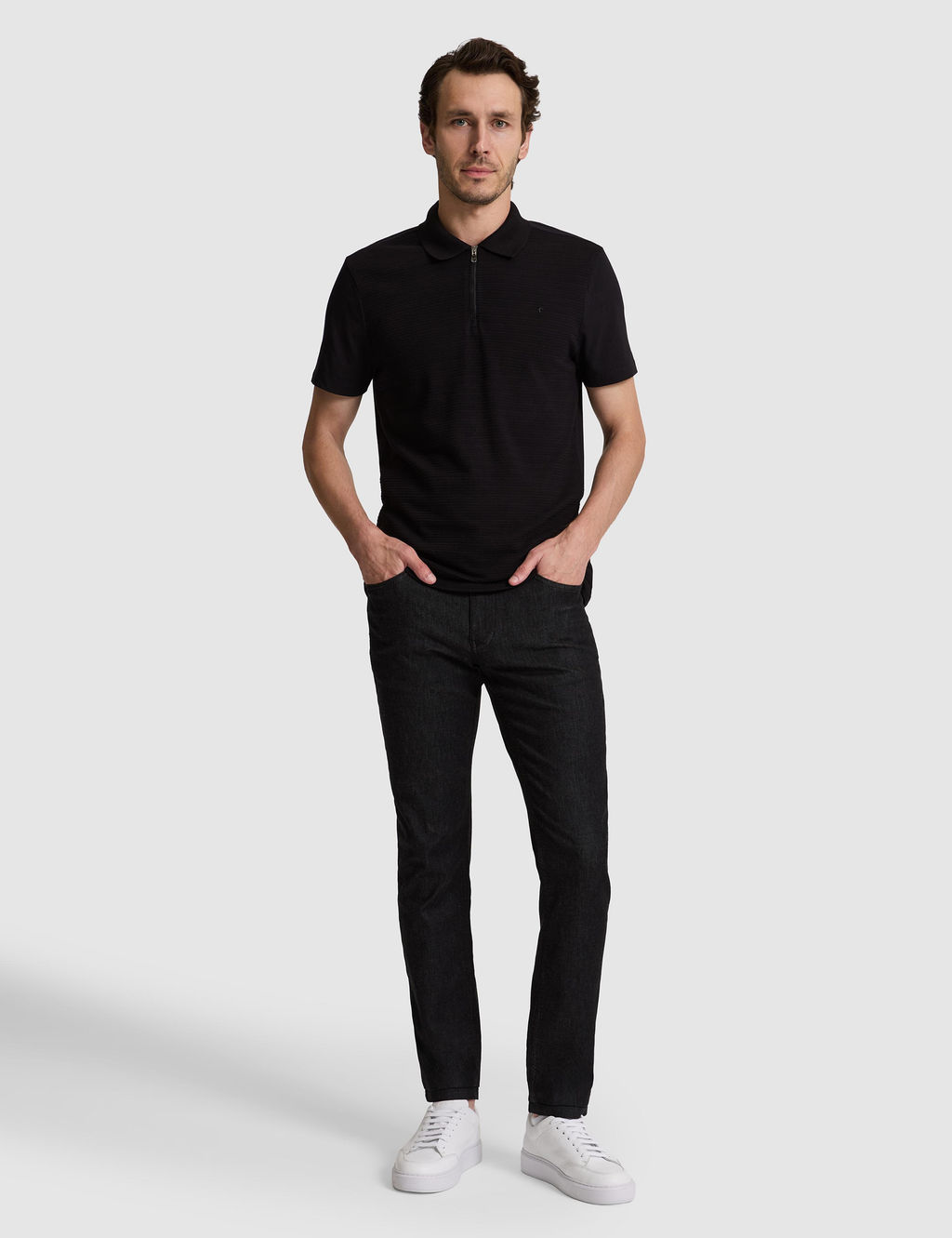 Siyah Slim Fit Ti__rt