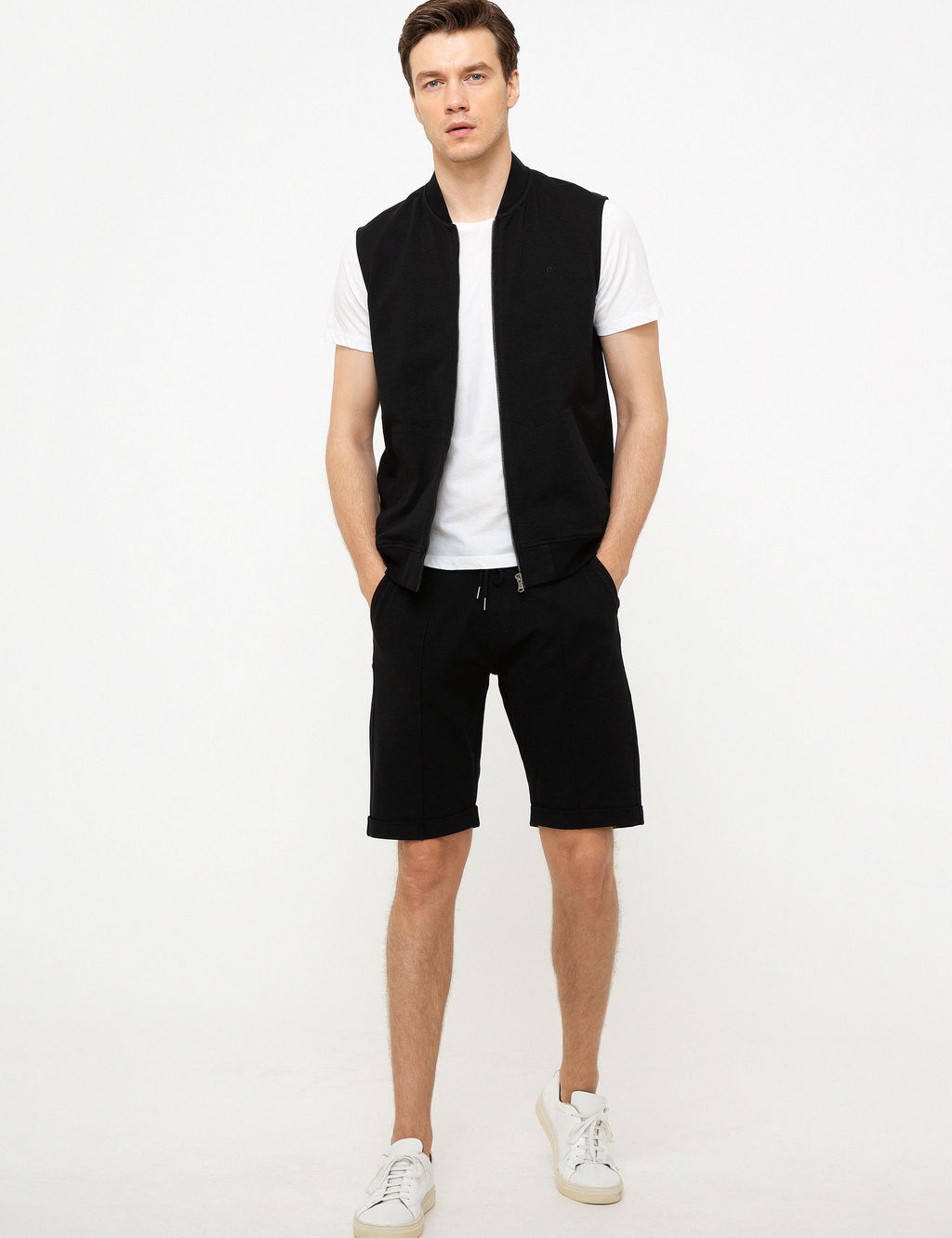 Siyah Slim Fit Sweatshirt