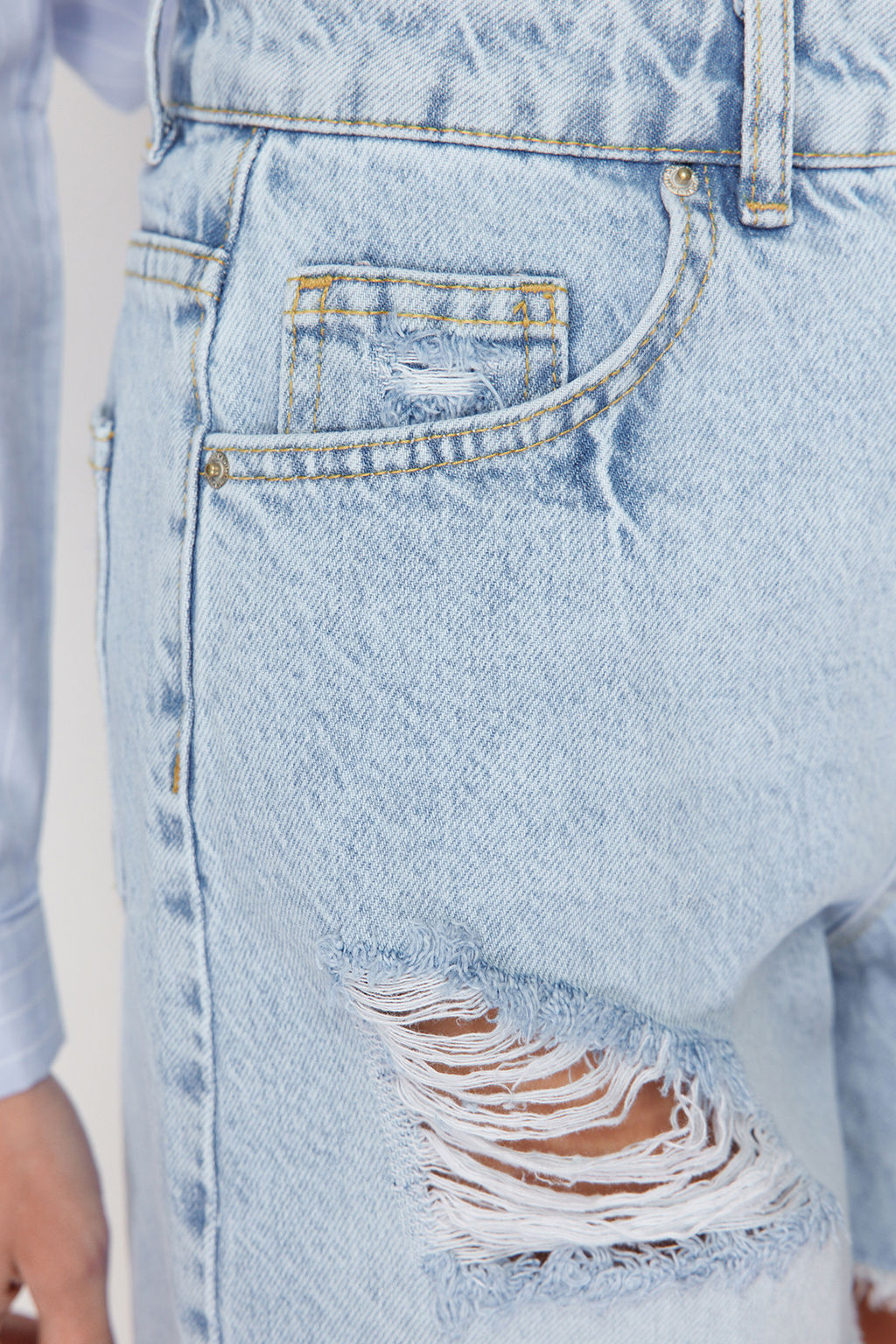 Mavi Y_rt_kl_ Y_ksek Bel Denim _ort TWOSS24SR00132