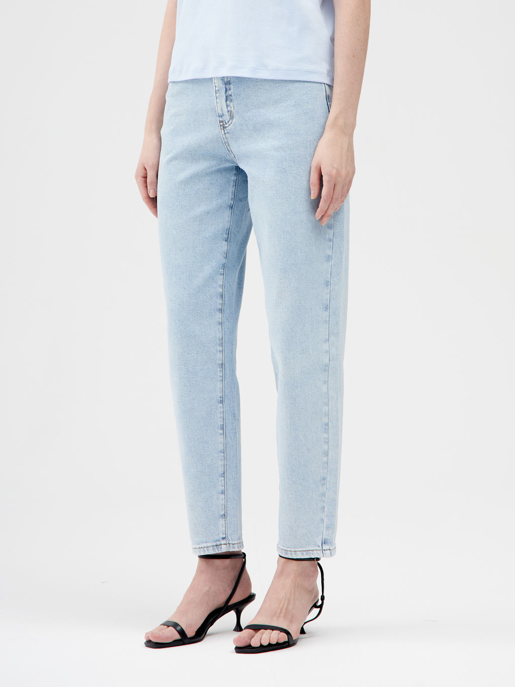 Женские джинсы mom fit с высокой посадкой - Mossmore фото 60