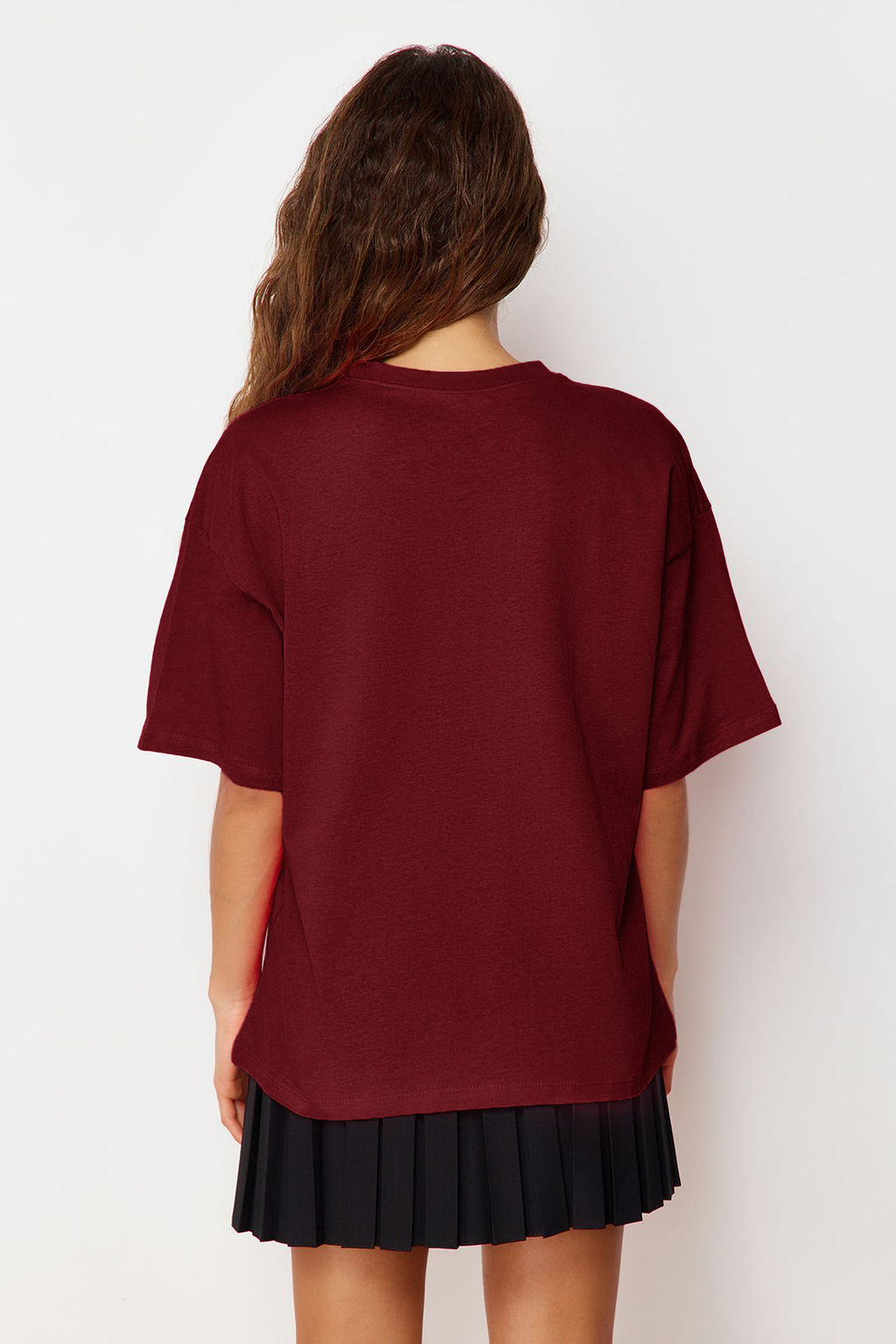 Bordo %100 Kal?n Pamuklu Premium Oversize/Genis Kal?p Bisiklet Yaka Orme T-Shirt TWOSS23TS00040