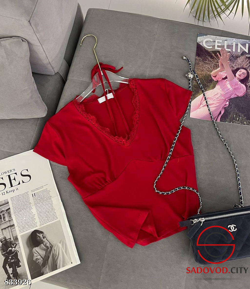 Футболка женская с гипюром