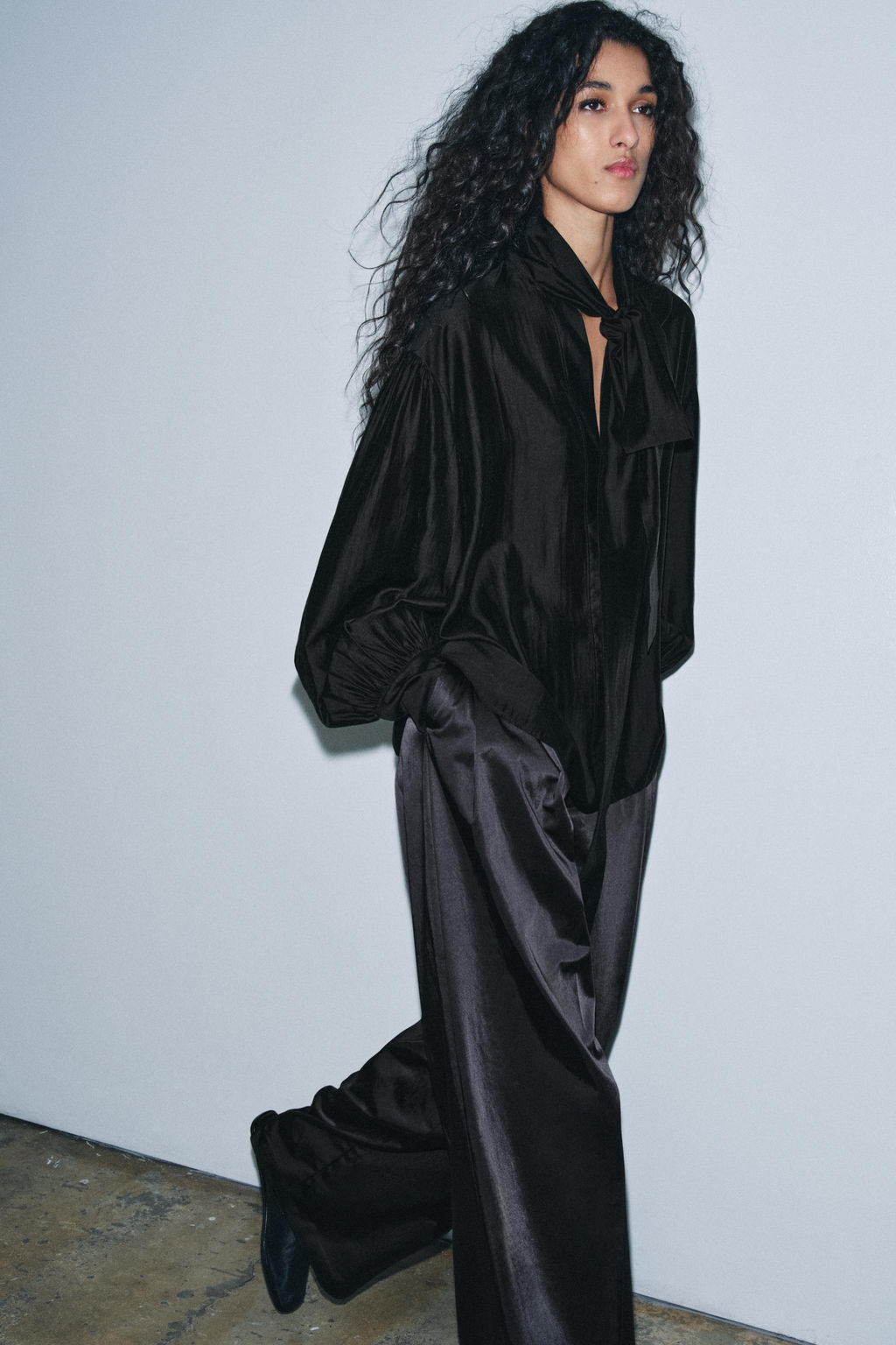 ZW COLLECTION FLOWING SHIRT WITH TIES - Zara фото 3