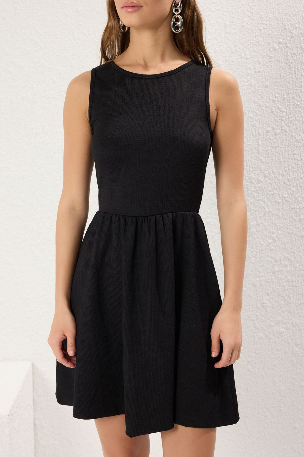 TRENDYOLMILLA Mavi Bask?l? Burumcuk S?f?r Kol Bisiklet Yaka Balon Etekli Mini Orme Elbise TWOSS25EL00219  фото 4