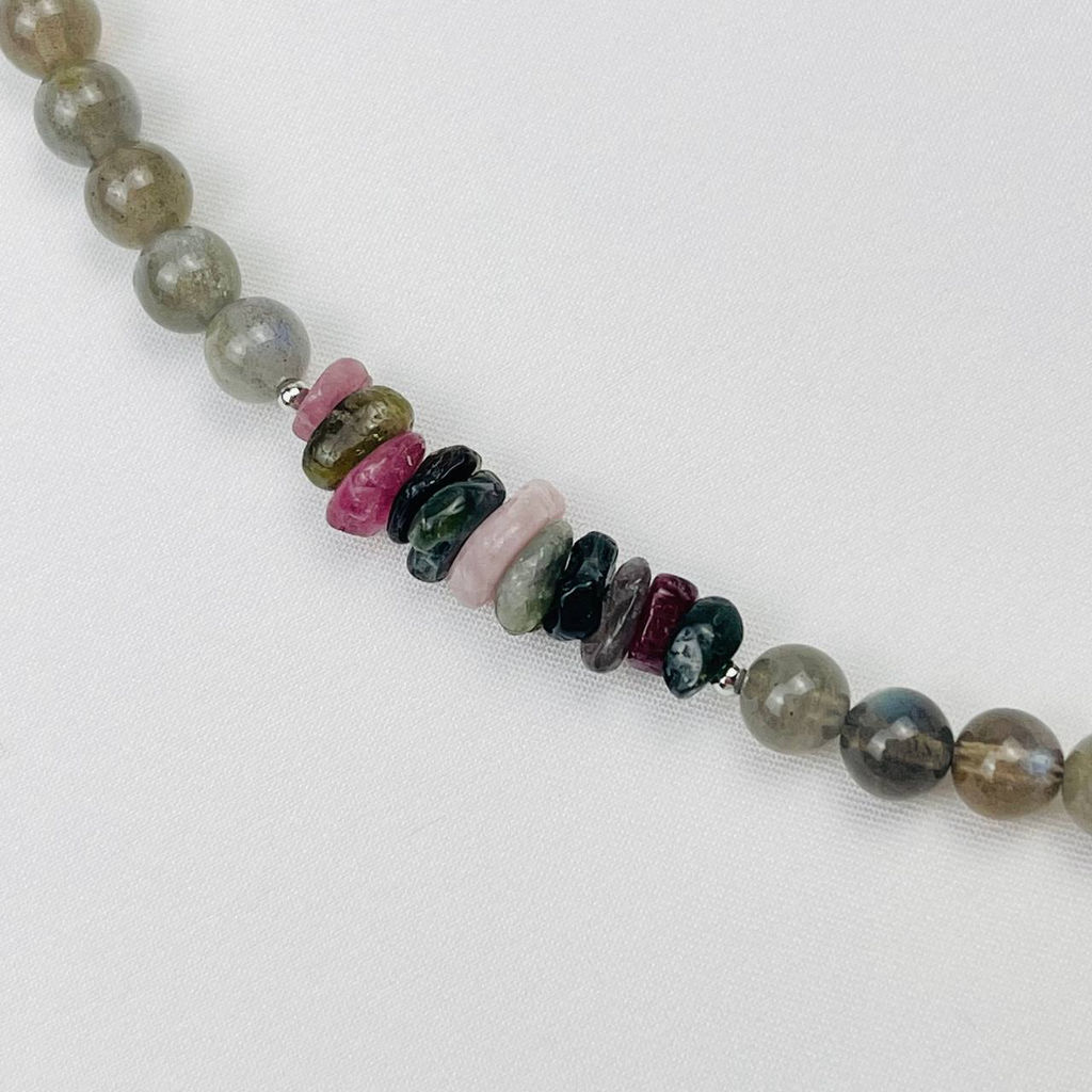 Бусы из Лабрадора и Турмалина микс с кулоном 43 см +