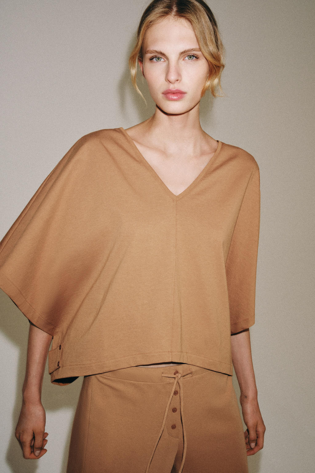 CAMISETA CAPA ALGOD?N / Camel medio - Zara фото 2