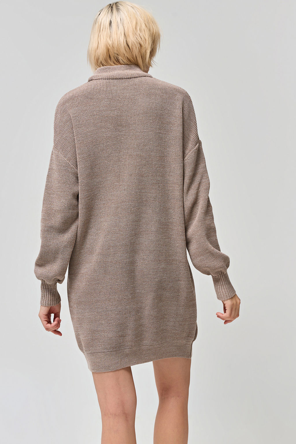 Платье вязаное свободное меланж капучино
