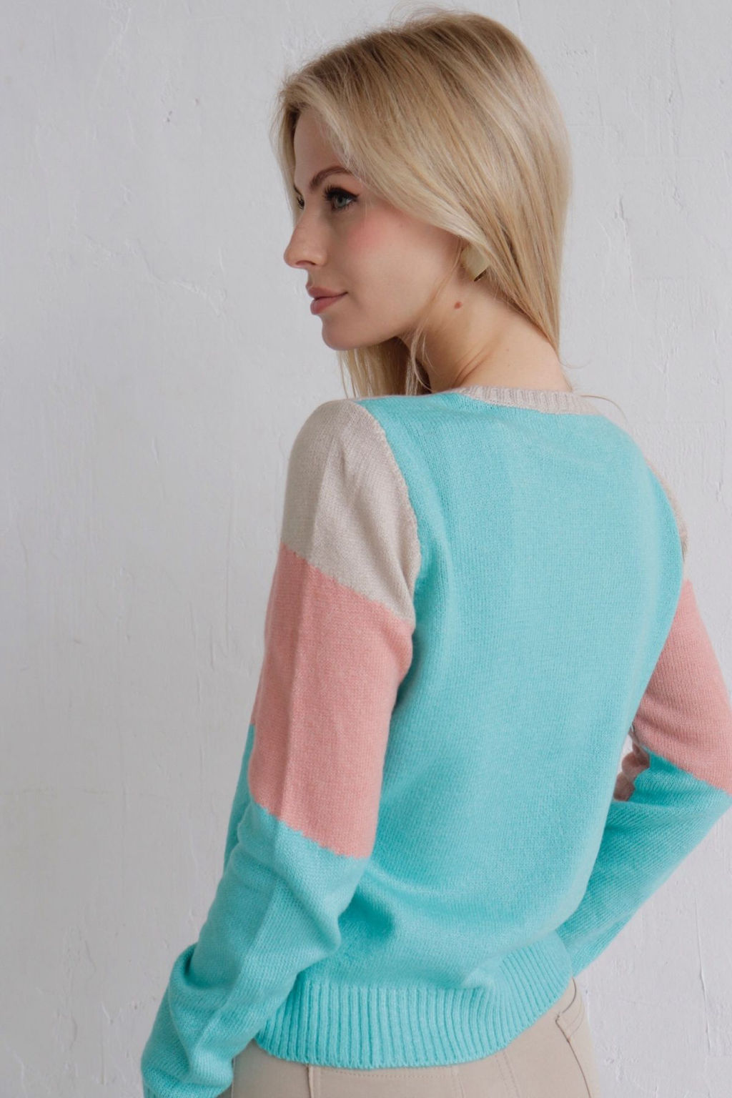 Джемпер колор блок в цвете тиффани-пудра-беж - Martichelli фото 12