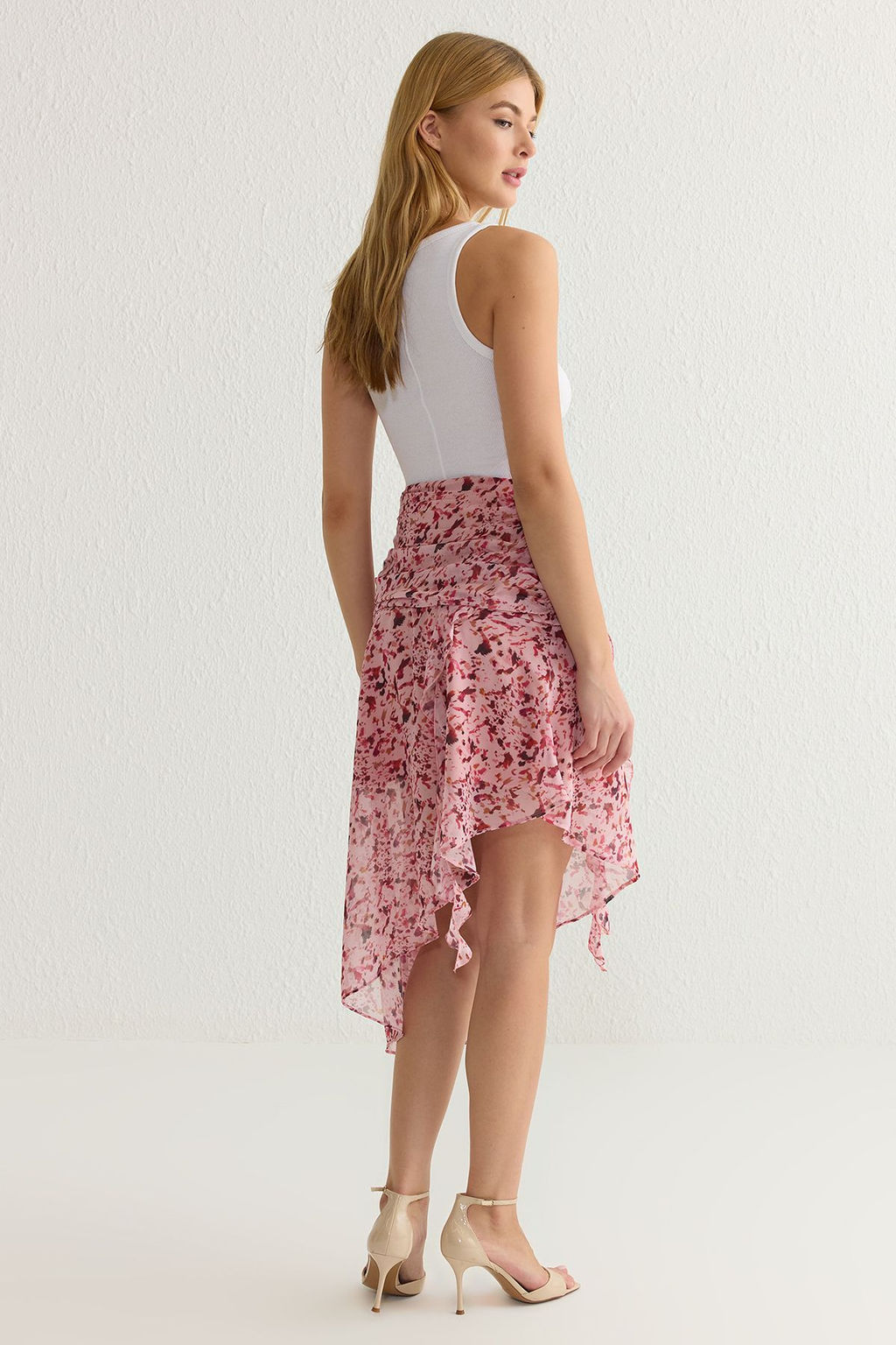TRENDYOLMILLA Pembe Asimetrik Midi Boy Sifon Cicekli Dokuma Etek TWOSS25ET00039  фото 5