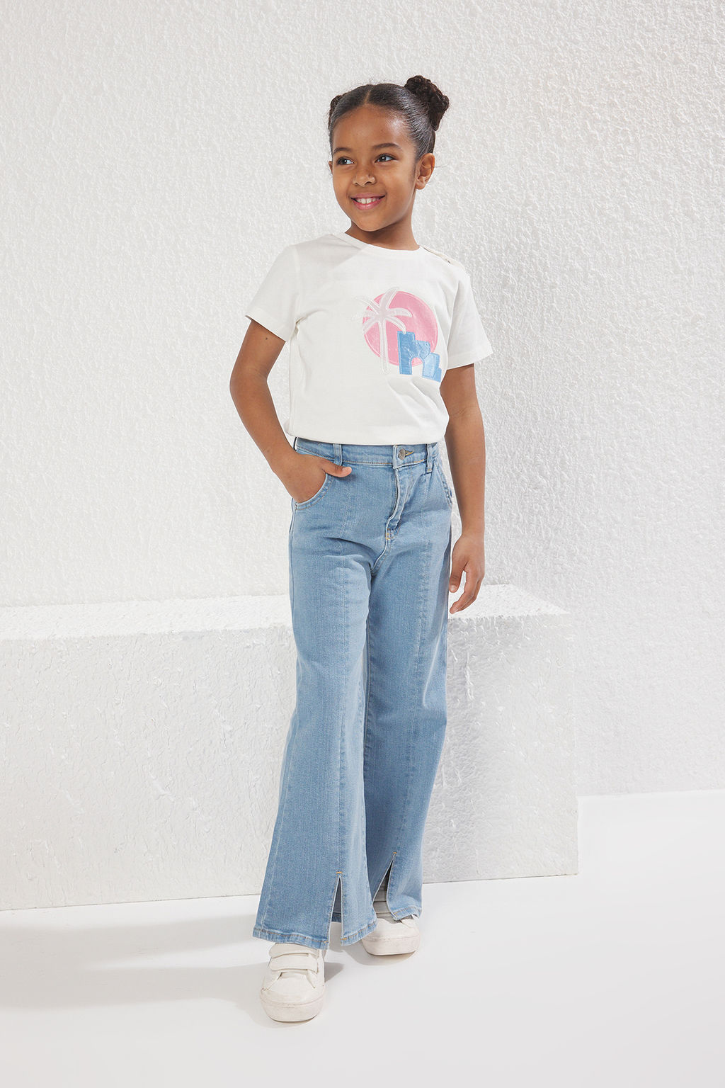 Ac?k Mavi K?z Cocuk Genis Paca/Flare Lastikli Denim Jeans TKDSS25JE00003 - Trendyolmilla фото 2