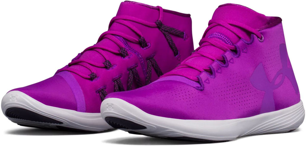 Кроссовки женские