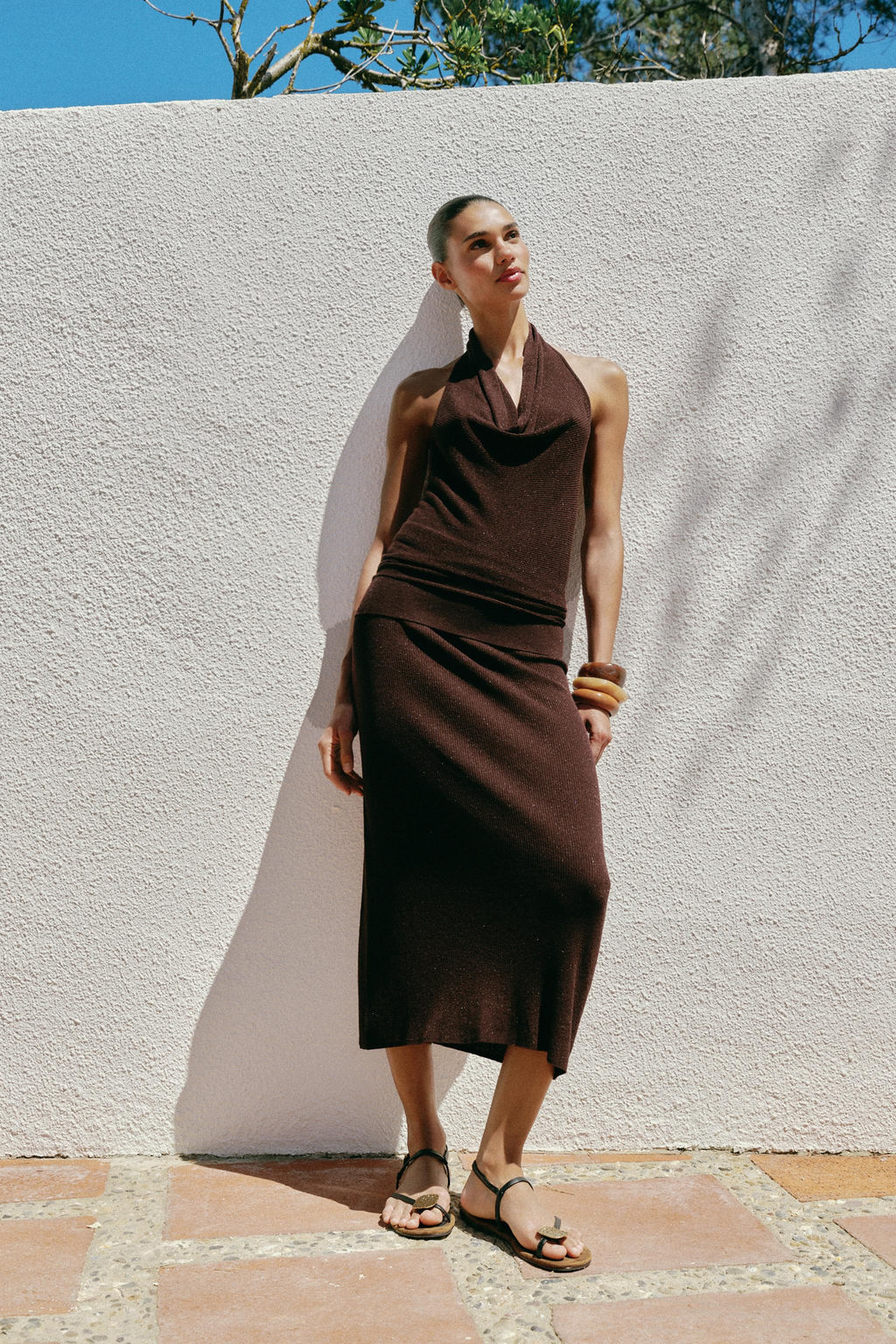 FALDA MIDI PUNTO RIB HILO METALIZADO / Marr?n