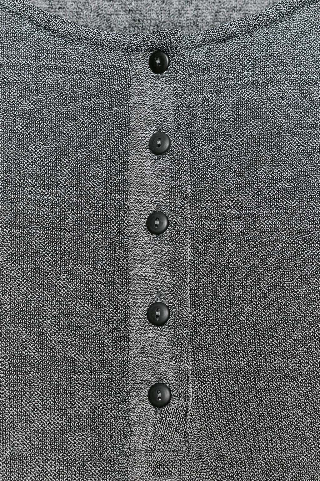 CAMISETA R?STICA CUELLO PANAERO / Gris vigor?