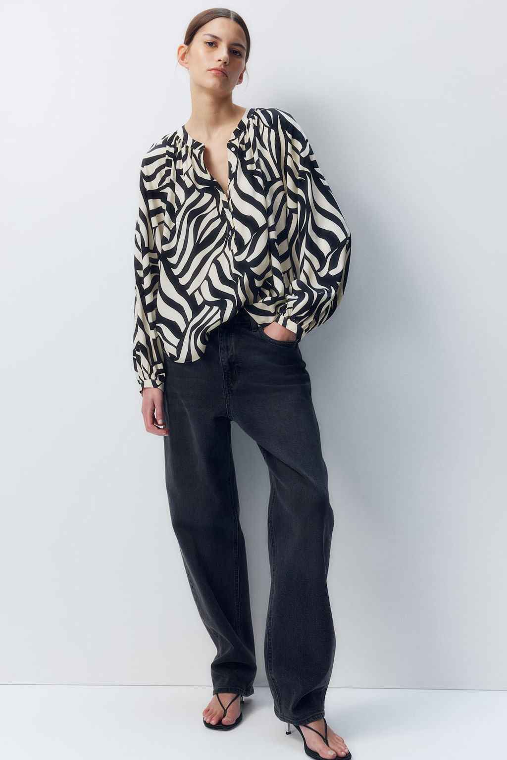 Blusa con mangas globo - H&m фото 2