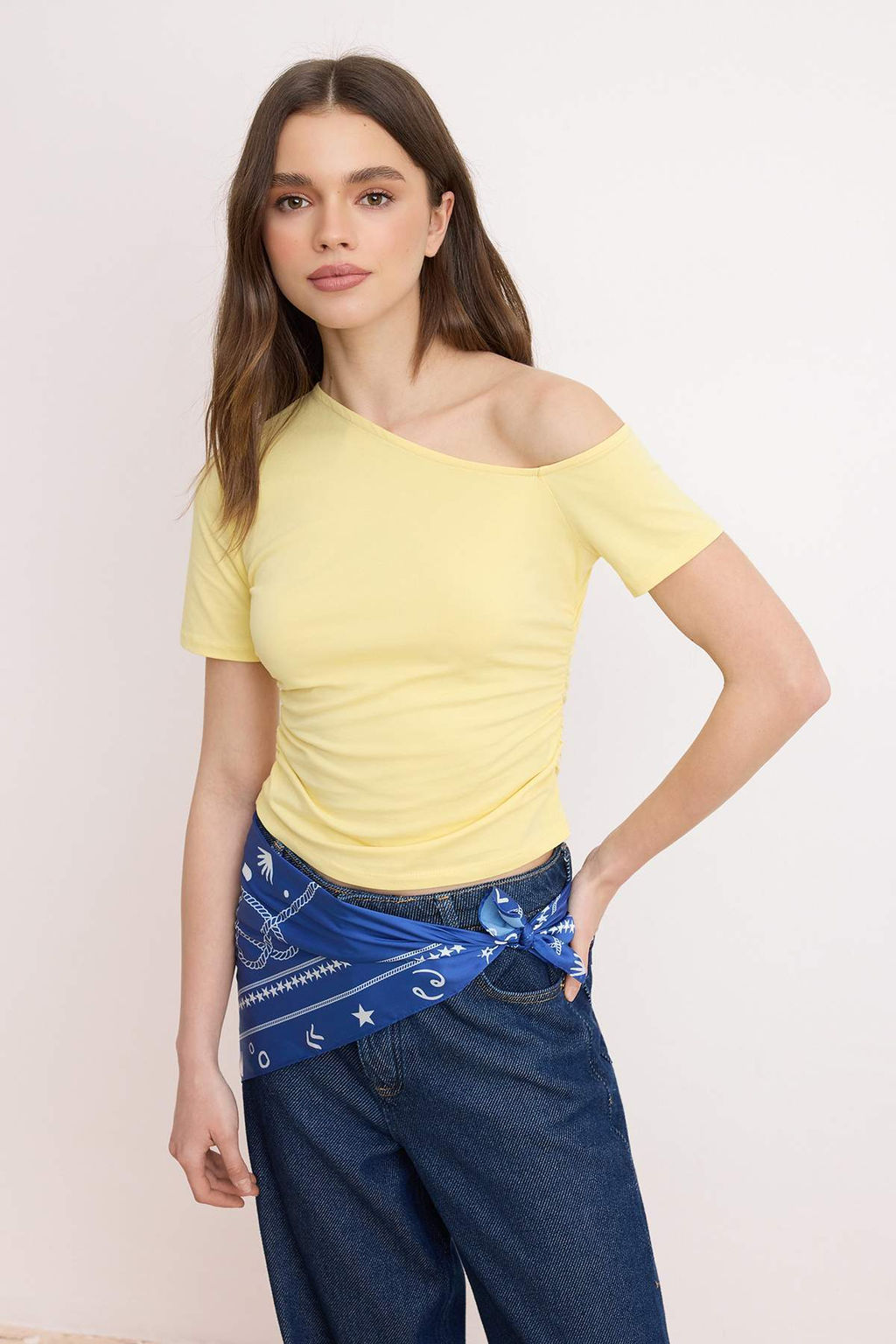 Trendyolmilla Siyah Buzgulu Asimetrik Yaka Esnek Orme Bluz TWOSS24BZ00073  фото 29