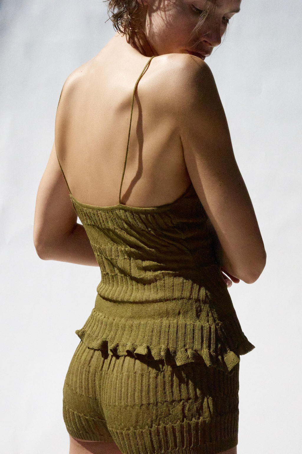 TOP PUNTO TIRANTES TEXTURA / Khaki - Zara фото 2