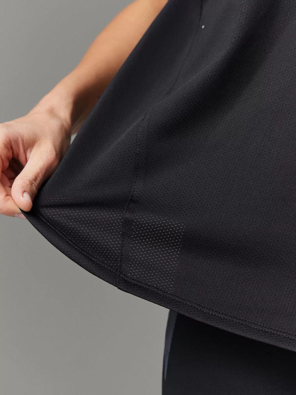 Футболка из микросетки