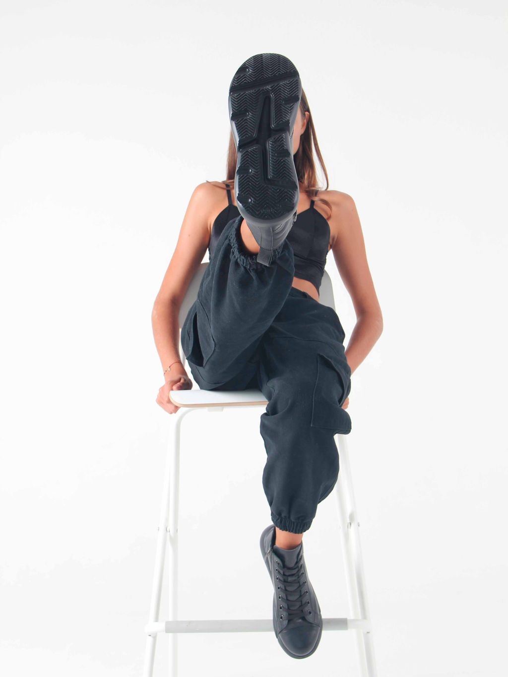 Ботинки 213.ariyabl. black/Байка