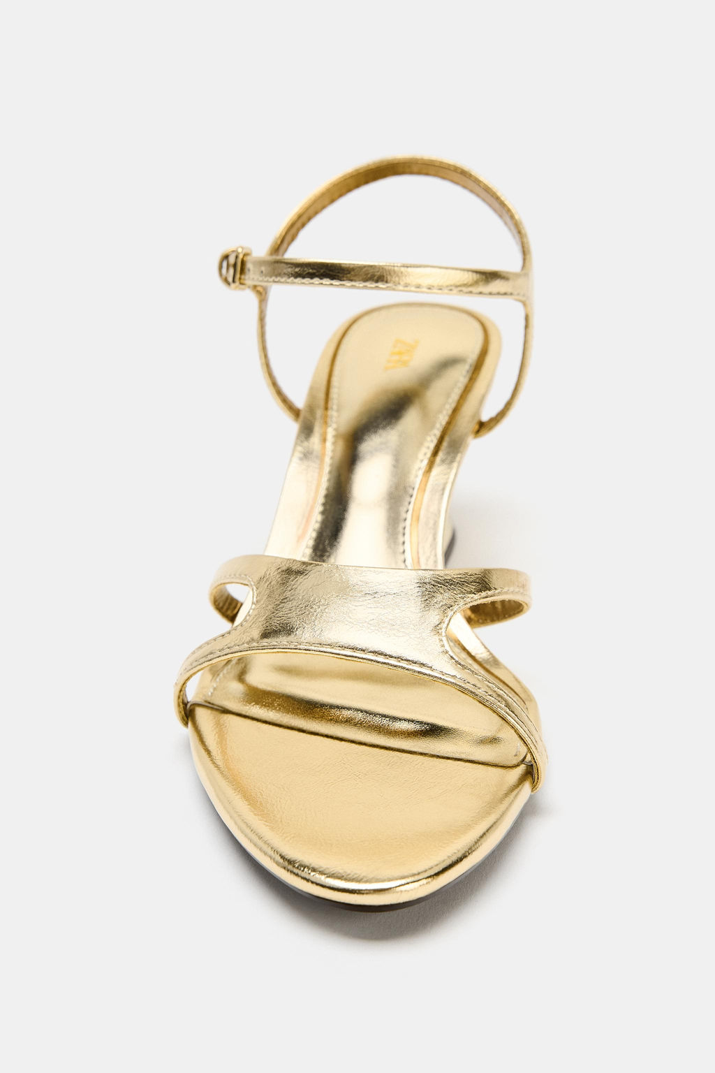 SANDALIA TAC?N METALIZADA / Oro - Zara фото 4