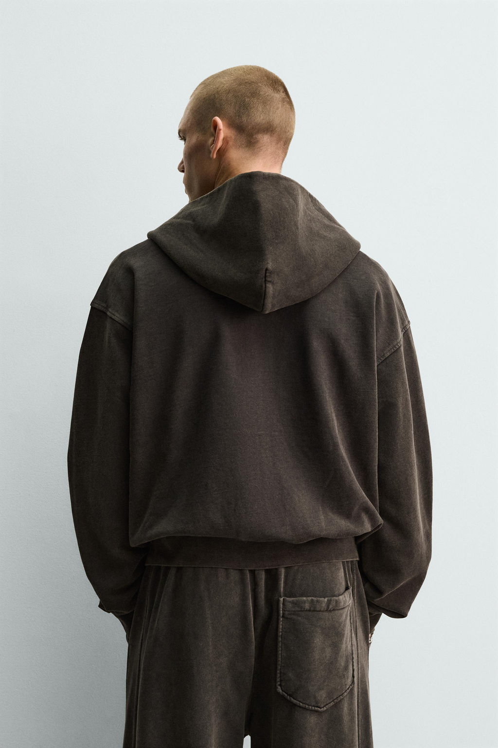 SUDADERA LAVADA CREMALLERA CAPUCHA / Marr?n oscuro - Zara фото 11