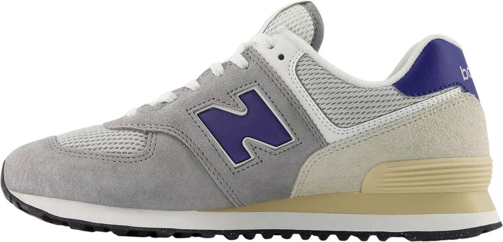 Кроссовки взрослые