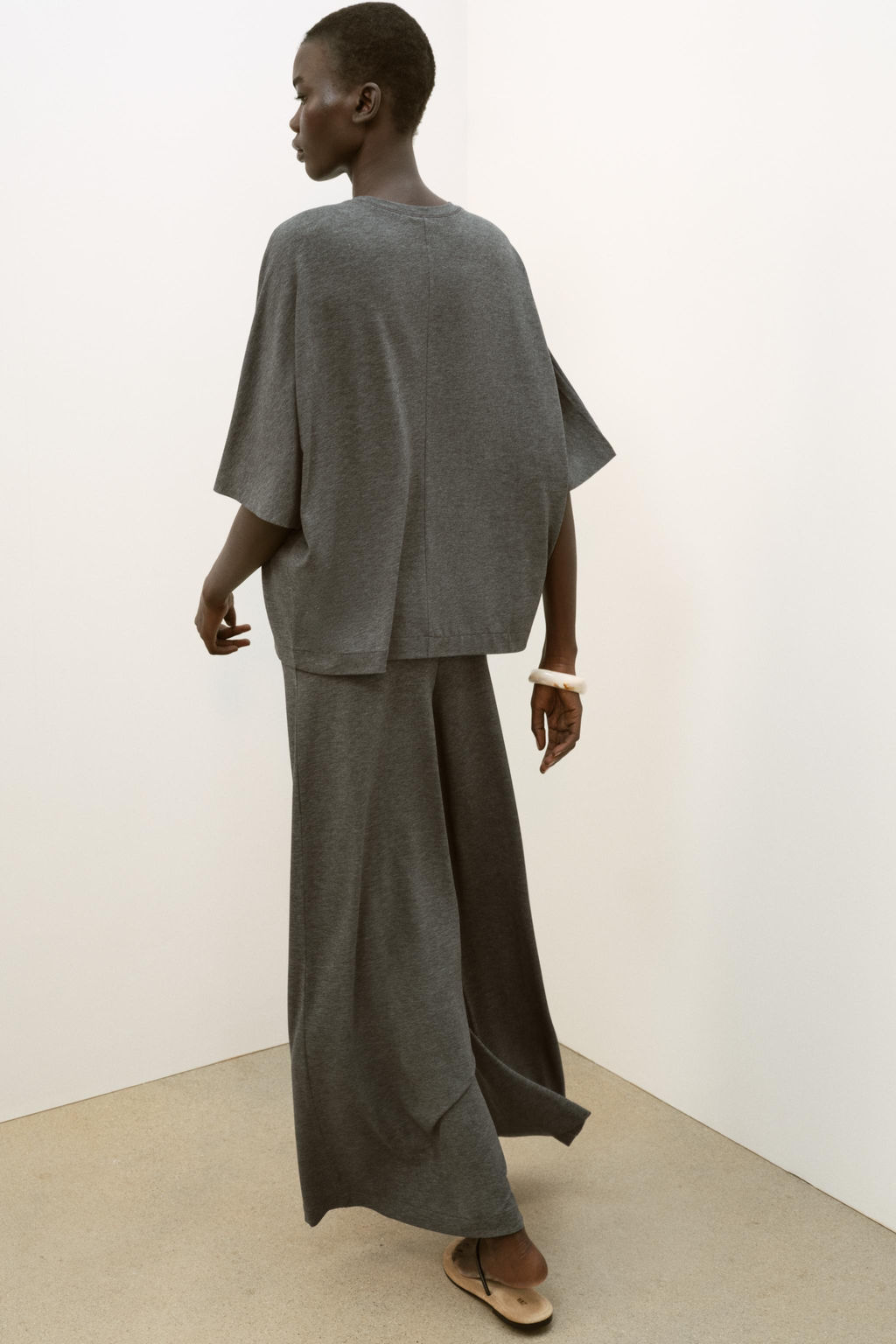 PANTAL?N PALAZZO FLUIDO / Gris medio - Zara фото 6