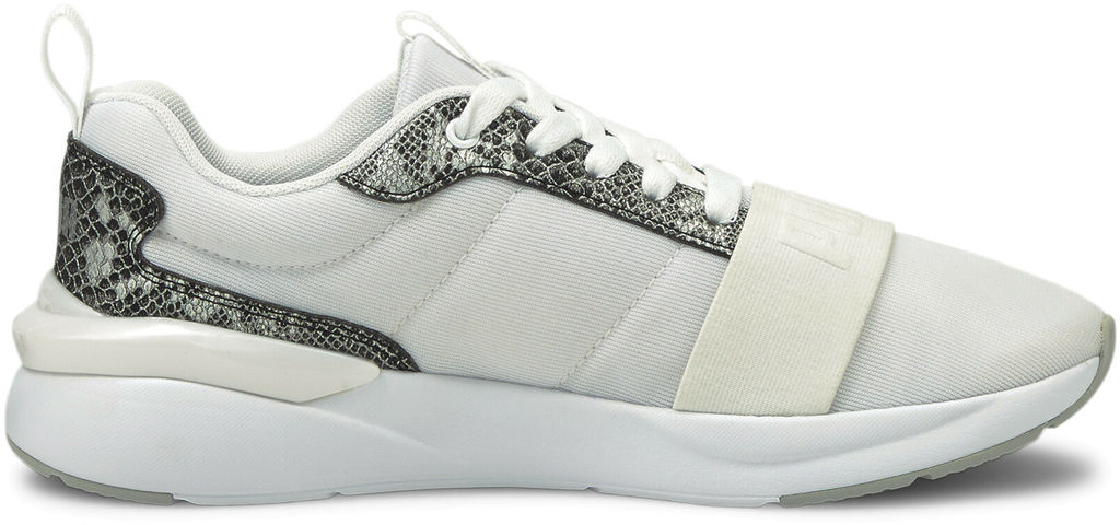 Кроссовки женские