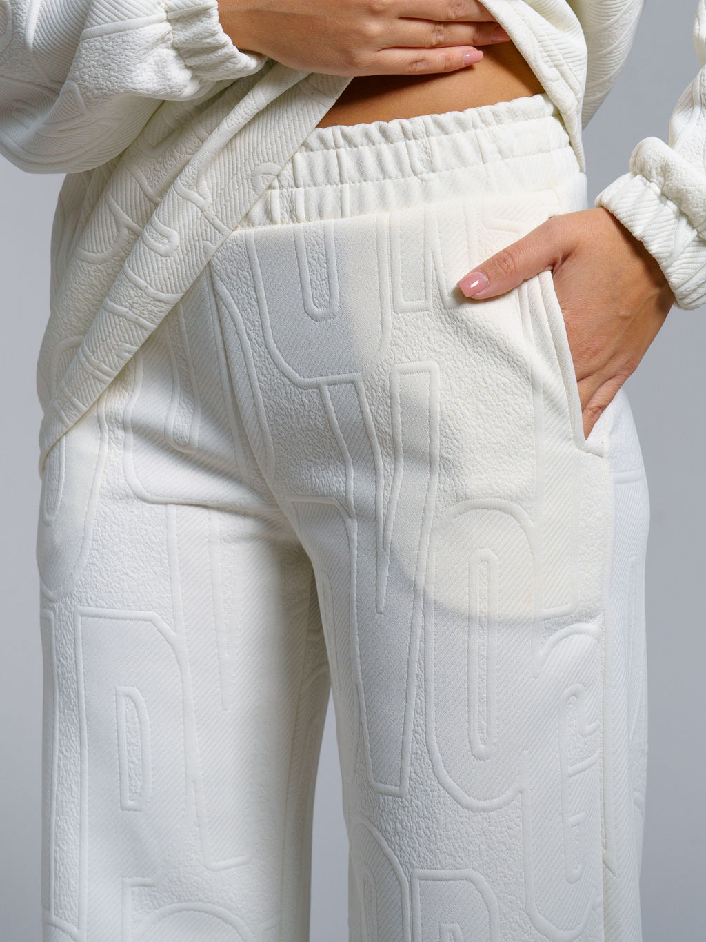 977 Костюм "Молочный"