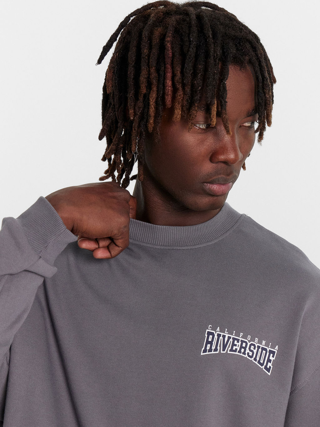 Свитшот мужской серый с надписью California Riverside сталь +печать 121893 - Mark formelle фото 5