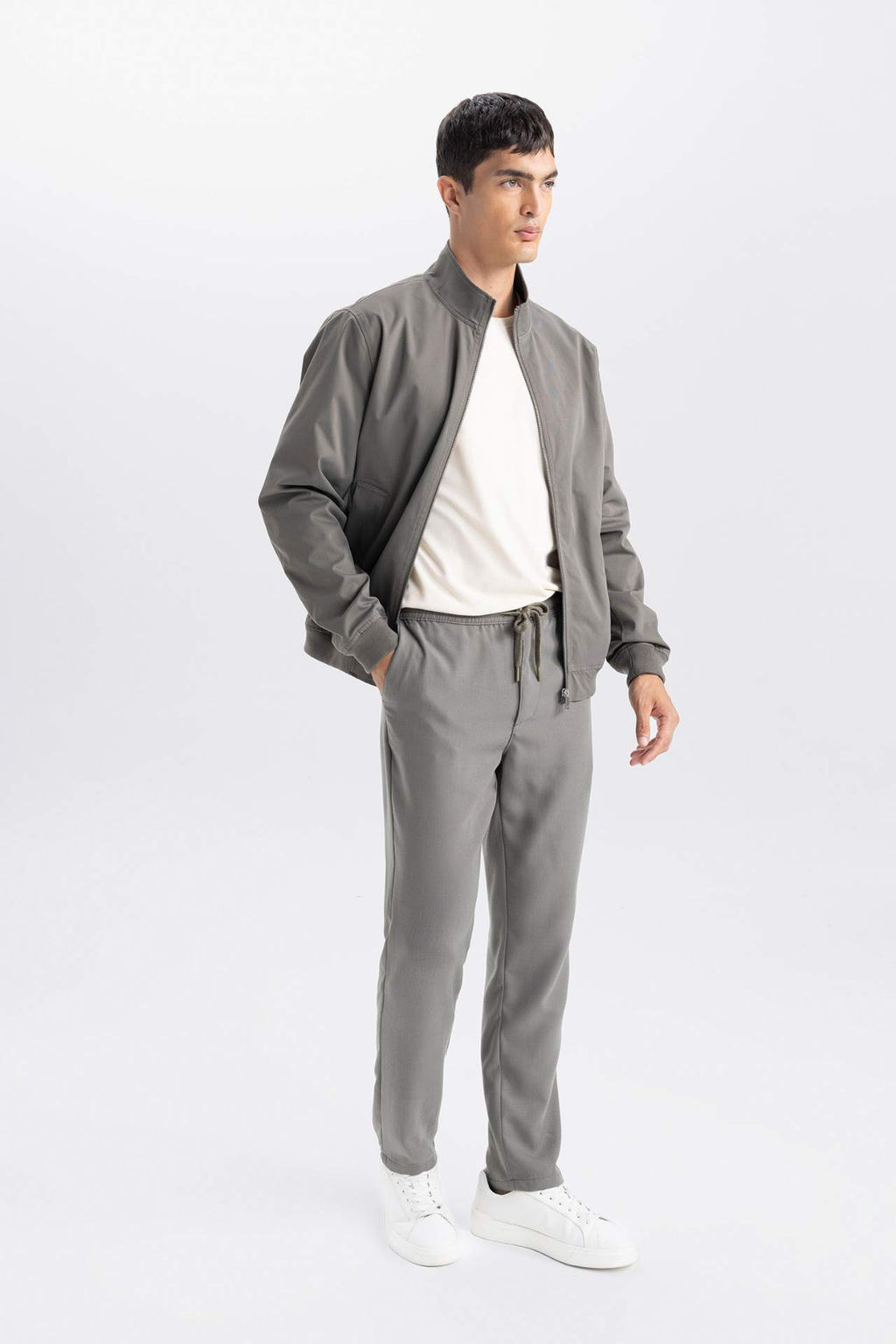 Jogger Pantolon Slim Fit Dar Kesim Beli Bagc?kl? Cepli Duz Paca - Defacto фото 3