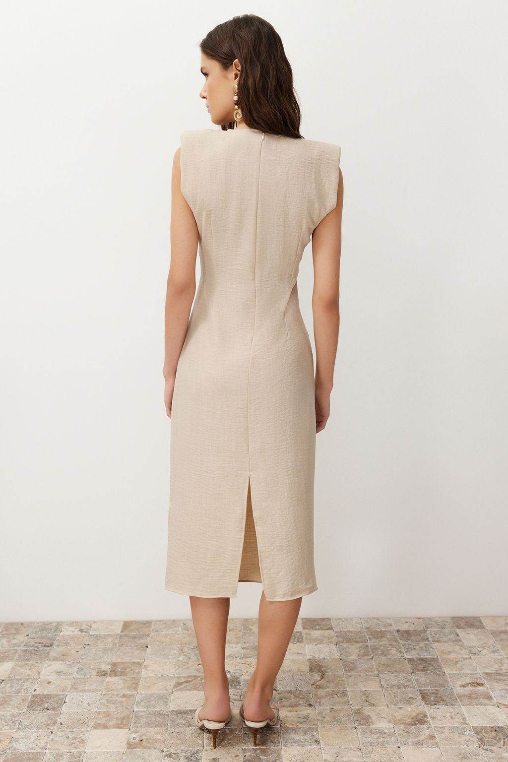 Vizon Duz Kesim Buzgu Detayl? Midi Dokuma Elbise TWOSS24EL00619 - Trendyolmilla фото 6