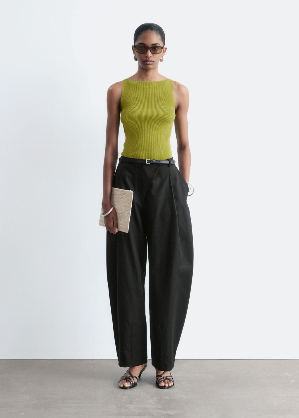 Pantalones de perneras de barril - H&m фото 3