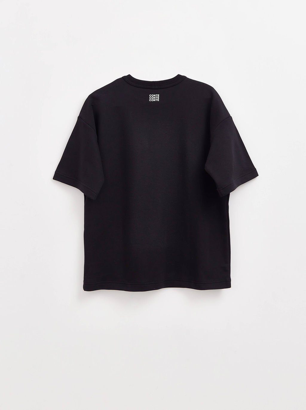 CONTE Удлиненная футболка из футера c карманом и аппликацией из стразов LD 2596 black