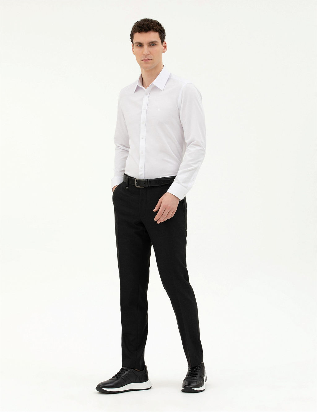 Siyah Slim Fit Kuma_ Pantolon