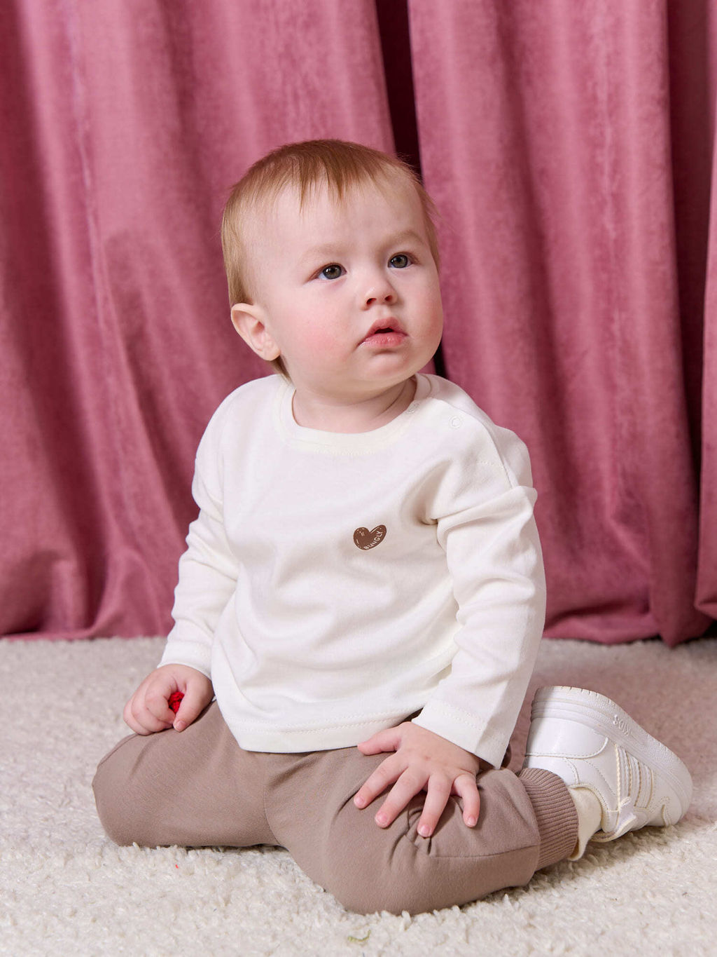 Лонгслив "Сердце" с принтом 0+