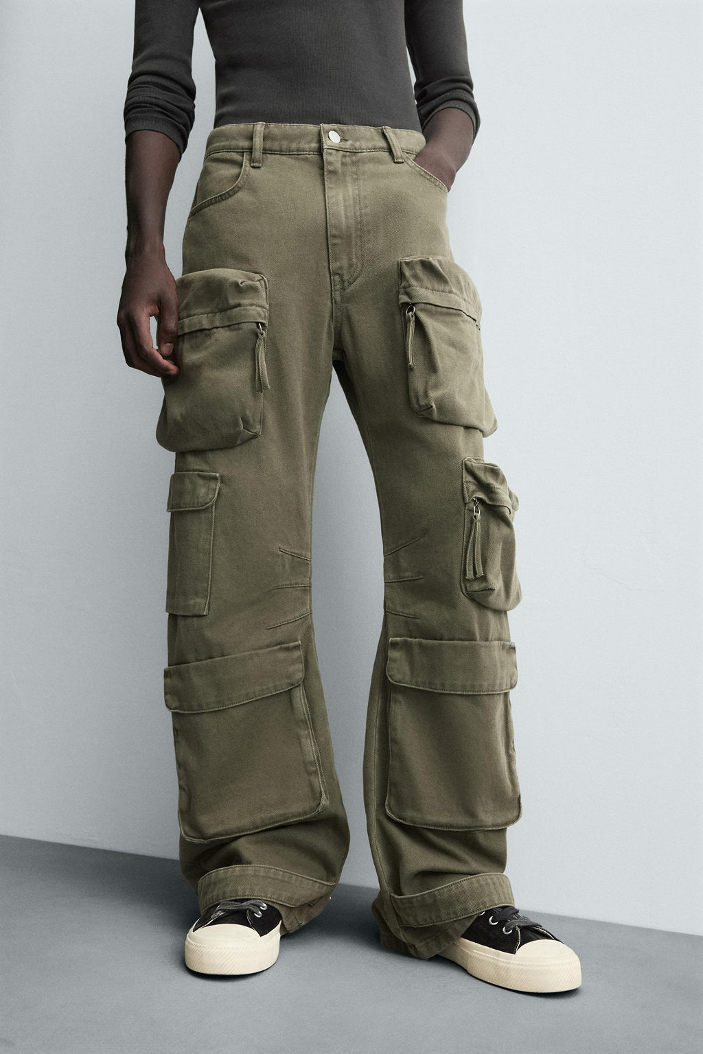 DENIM CARGO TROUSERS WITH POCKETS - Zara фото 5